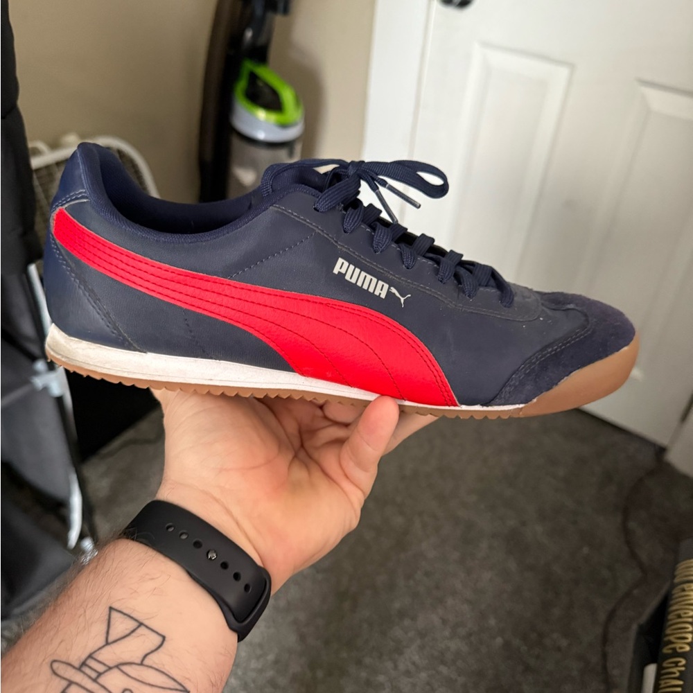 Puma Men's Sneakers - Navy and Red